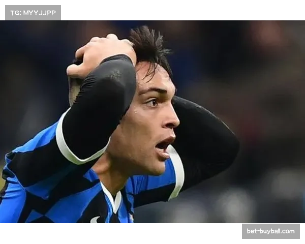 劳塔罗揭示孔蒂手势背后虚张声势:只是在装作强硬